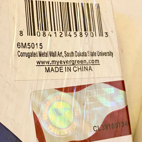 Authentic Vintage Metal College Wallart - Picture 3 of 3